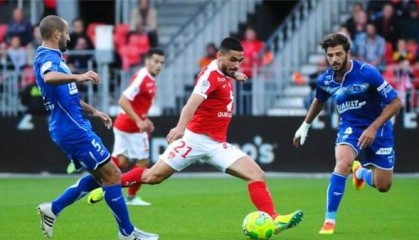  克莱蒙客场逼平布雷斯特展现顽强斗志