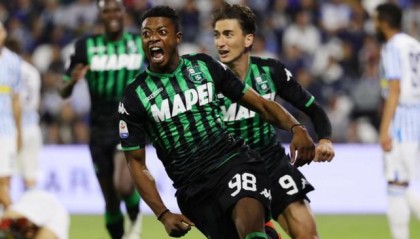  科隆门将超神扑救零封拜仁攻击群  