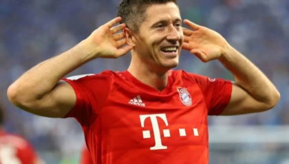  莱万多夫斯基重返安联球场受追捧  