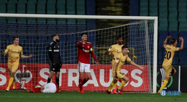  罗马中场控制力十足，掌控节奏主导比赛走向  